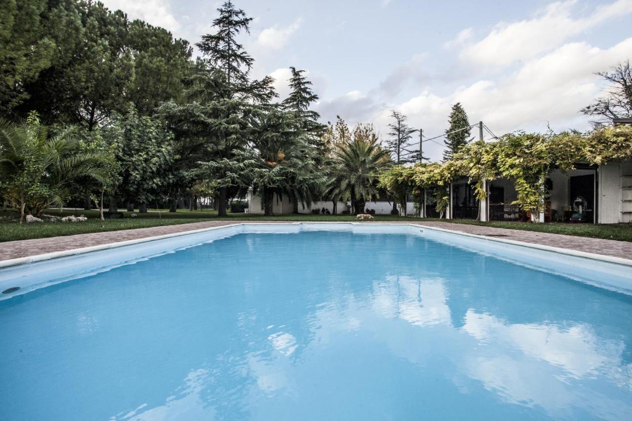 ホテルMasseria Nel Sole ルチェーラ エクステリア 写真