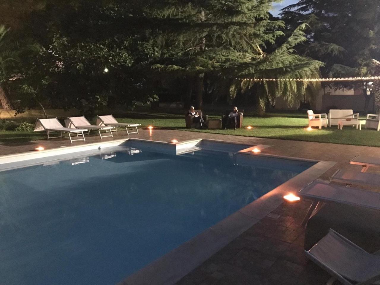ホテルMasseria Nel Sole ルチェーラ エクステリア 写真